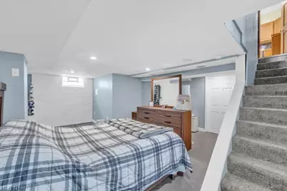 624 E Ford Avenue, Barberton, OH 44203 - Photo 23