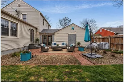 624 E Ford Avenue, Barberton, OH 44203 - Photo 29