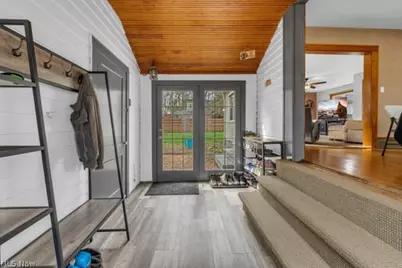 624 E Ford Avenue, Barberton, OH 44203 - Photo 27