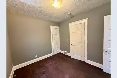 9801 Raymond Avenue #1, Loveland, OH 44104 - Photo 7