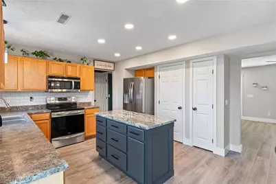 180 Chester Avenue, Wadsworth, OH 44281 - Photo 11