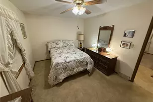 937 3rd St SW, New Philadelphia, OH 44663 - Photo 13