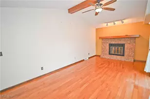 583 Wyndclift Cir, Austintown, OH 44515 - Photo 17