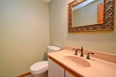 583 Wyndclift Circle, Austintown, OH 44515 - Photo 21