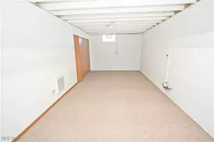 583 Wyndclift Cir, Austintown, OH 44515 - Photo 37