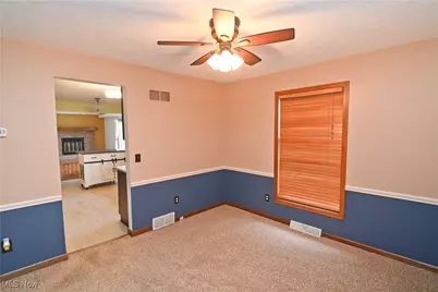 583 Wyndclift Circle, Austintown, OH 44515 - Photo 9