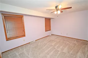 583 Wyndclift Cir, Austintown, OH 44515 - Photo 31