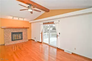 583 Wyndclift Cir, Austintown, OH 44515 - Photo 19