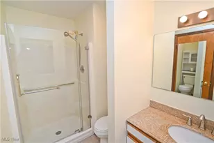 583 Wyndclift Cir, Austintown, OH 44515 - Photo 35