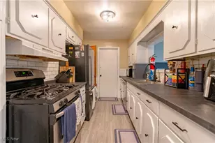 5613 Thunderbird Cir NW, North Canton, OH 44720 - Photo 11