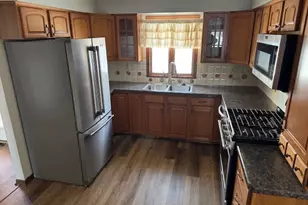 38870 Courtland Dr, Willoughby, OH 44094 - Photo 5