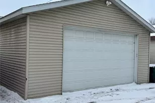 97 8th St NW, Barberton, OH 44203 - Photo 3