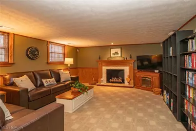 7463 Bentler Avenue NE, Canton, OH 44721 - Photo 25