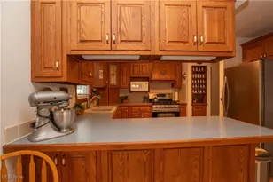 7463 Bentler Ave NE, Canton, OH 44721 - Photo 11