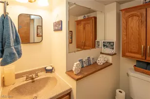 7463 Bentler Ave NE, Canton, OH 44721 - Photo 31