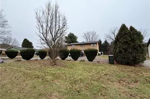 792 Kingwood Dr NE, Bolivar, OH 44612 - Photo 19