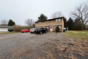 792 Kingwood Dr NE, Bolivar, OH 44612 - Photo 3