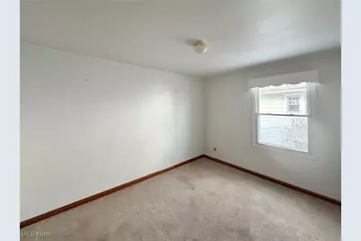 121 Buena Vista Boulevard, Steubenville, OH 43952 - Photo 13