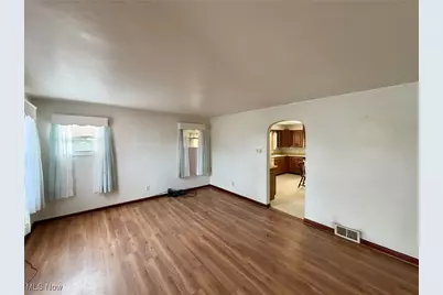 121 Buena Vista Boulevard, Steubenville, OH 43952 - Photo 5