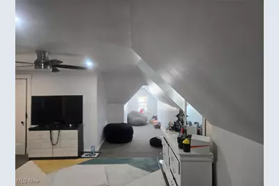 423 Bradley Lane, Youngstown, OH 44504 - Photo 21