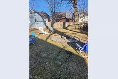 423 Bradley Lane, Youngstown, OH 44504 - Photo 33