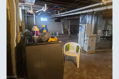 423 Bradley Lane, Youngstown, OH 44504 - Photo 35