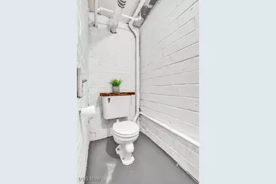 555 E Milton Street, Alliance, OH 44601 - Photo 37