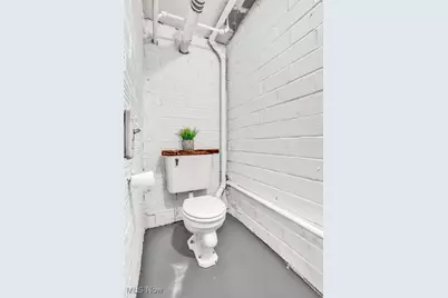 555 E Milton Street, Alliance, OH 44601 - Photo 37