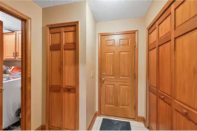 701 Shadow Creek Trail, Amherst, OH 44001 - Photo 19