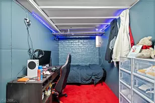 162 Perry Dr NW, Canton, OH 44708 - Photo 23