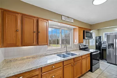 162 Perry Drive NW, Canton, OH 44708 - Photo 11