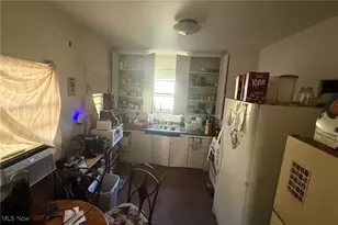 178 E Ravenwood Ave, Youngstown, OH 44507 - Photo 13