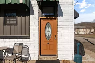 121 1st St, Powhatan Point, OH 43942 - Photo 5