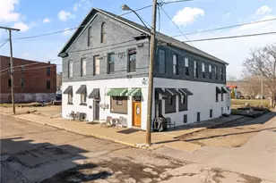 121 1st St, Powhatan Point, OH 43942 - Photo 3