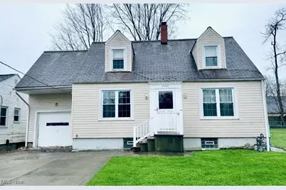 38462 S Beachview Road, Willoughby, OH 44094 - Photo 1