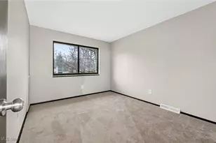 7627 Newton Dr, Mentor, OH 44060 - Photo 39