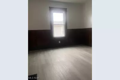 1796 Bonnie Brae NE, Warren, OH 44483 - Photo 7