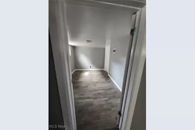 2438 Indiana Way NE, Canton, OH 44705 - Photo 27