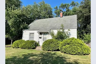 857 Kennebec Avenue, Akron, OH 44305 - Photo 1