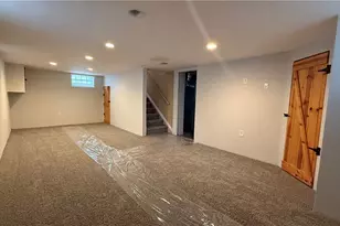 4643 E 90th St, Garfield Heights, OH 44125 - Photo 13