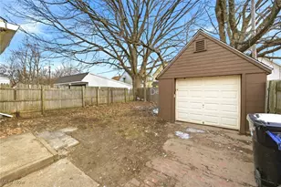 2197 W 104th St, Loveland, OH 44102 - Photo 23