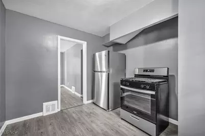 420 E 222nd Street #1, Euclid, OH 44123 - Photo 9