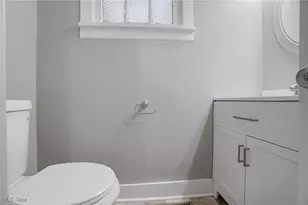 580 Moreley Ave, Akron, OH 44320 - Photo 13