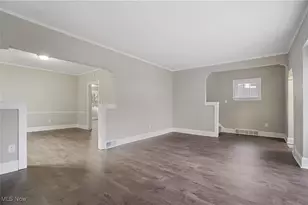 580 Moreley Ave, Akron, OH 44320 - Photo 7