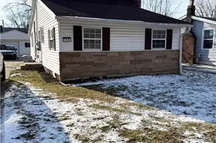 296 E 317th St, Willowick, OH 44095 - Photo 11