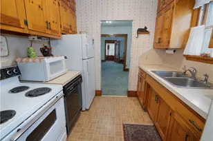 219 W Central Ave, Ravenna, OH 44266 - Photo 11