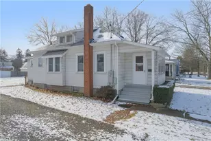 219 W Central Ave, Ravenna, OH 44266 - Photo 3