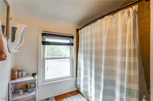 1266 Dayton St, Akron, OH 44310 - Photo 23