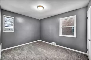 422 E 222nd St, Euclid, OH 44123 - Photo 19