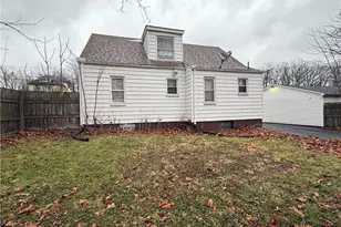 95 E Earle Ave, Youngstown, OH 44507 - Photo 3